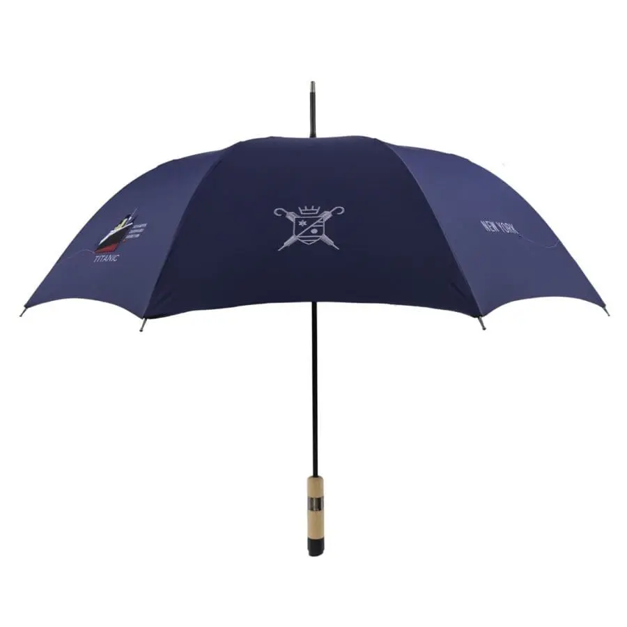 Modèle Le Sport Le Titanic Marine Ouvert Vue face