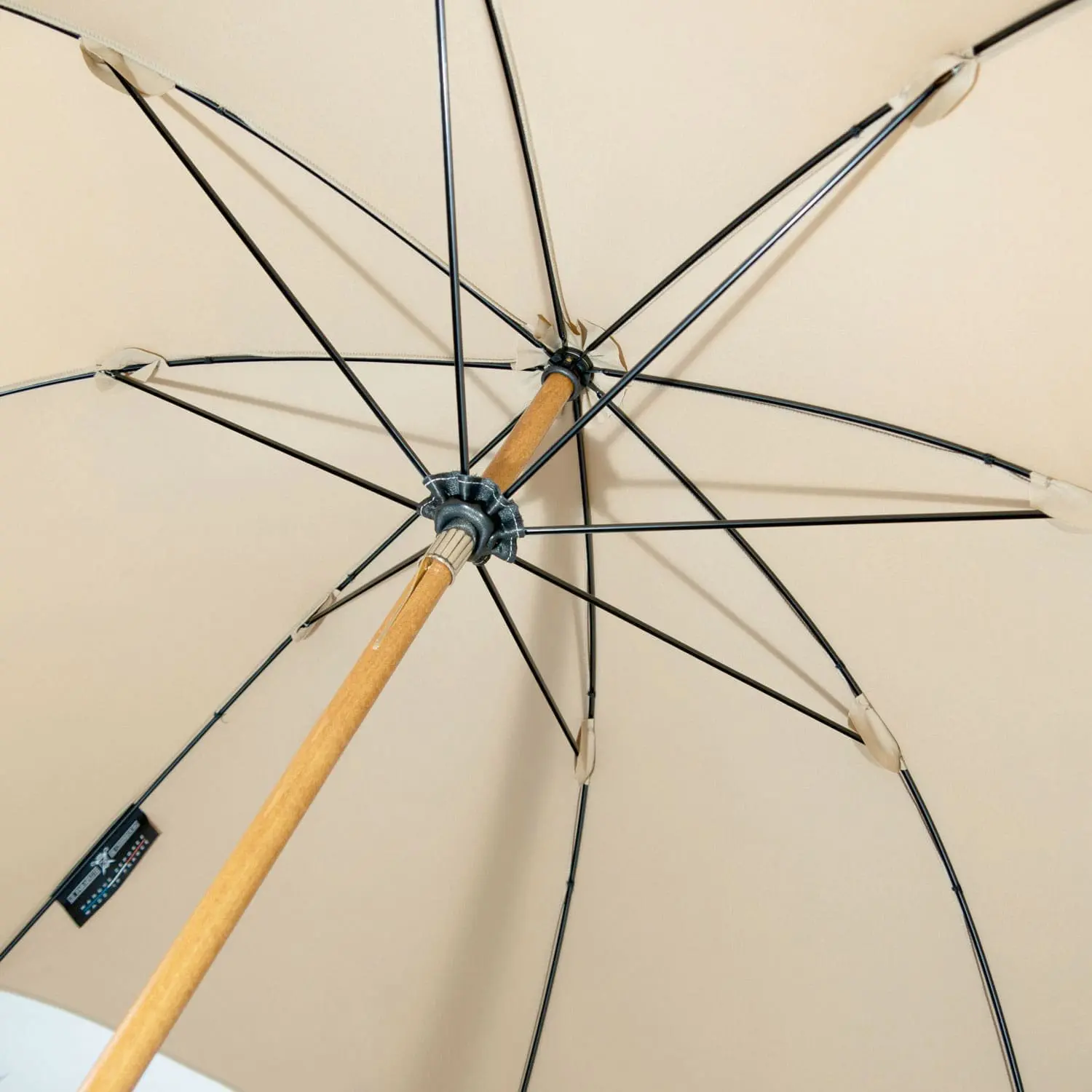 Vue intérieure Le Milord Beige