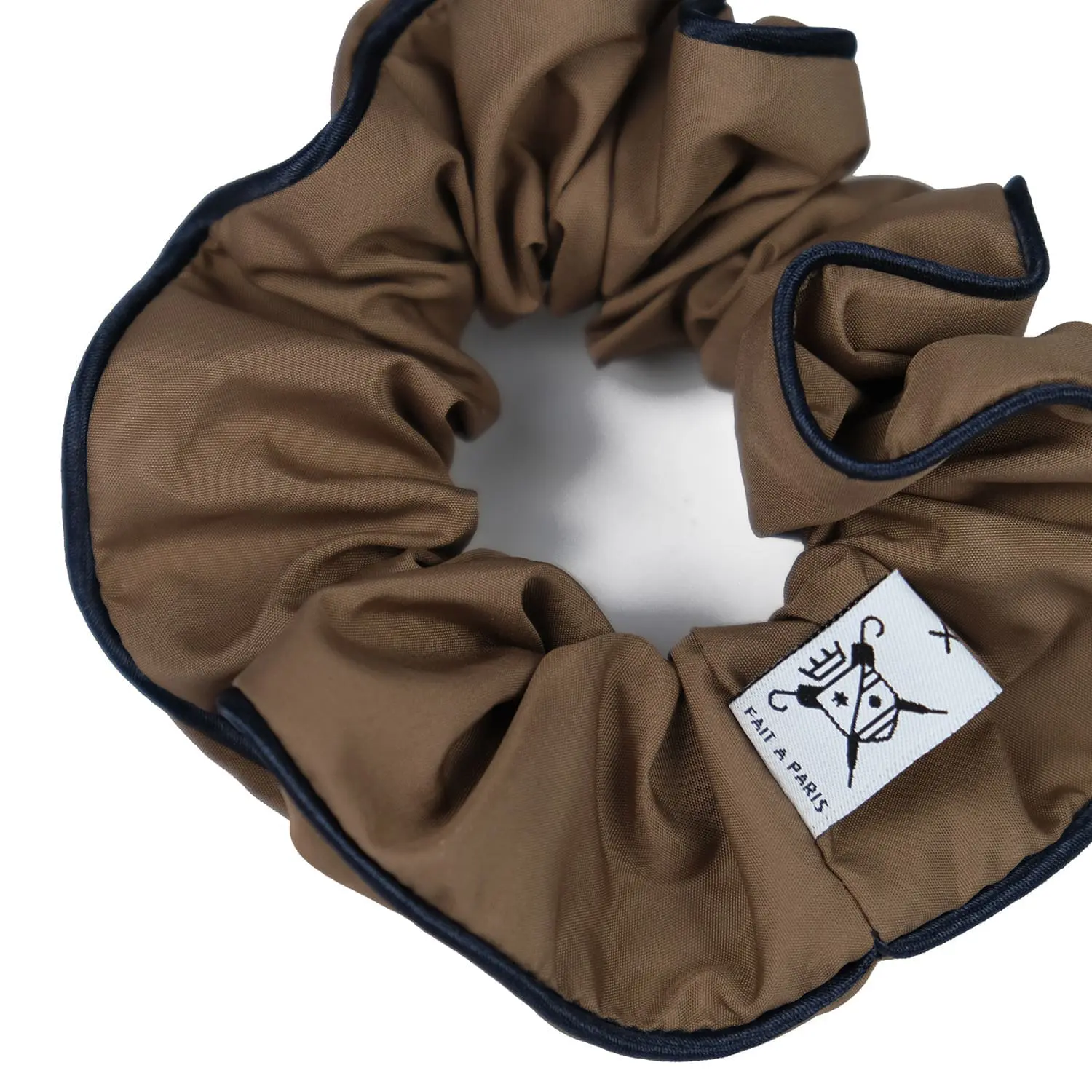 upcycled-mocha-scrunchie-Le Parapluie de Cherbourg-Atelier Boivin Paris