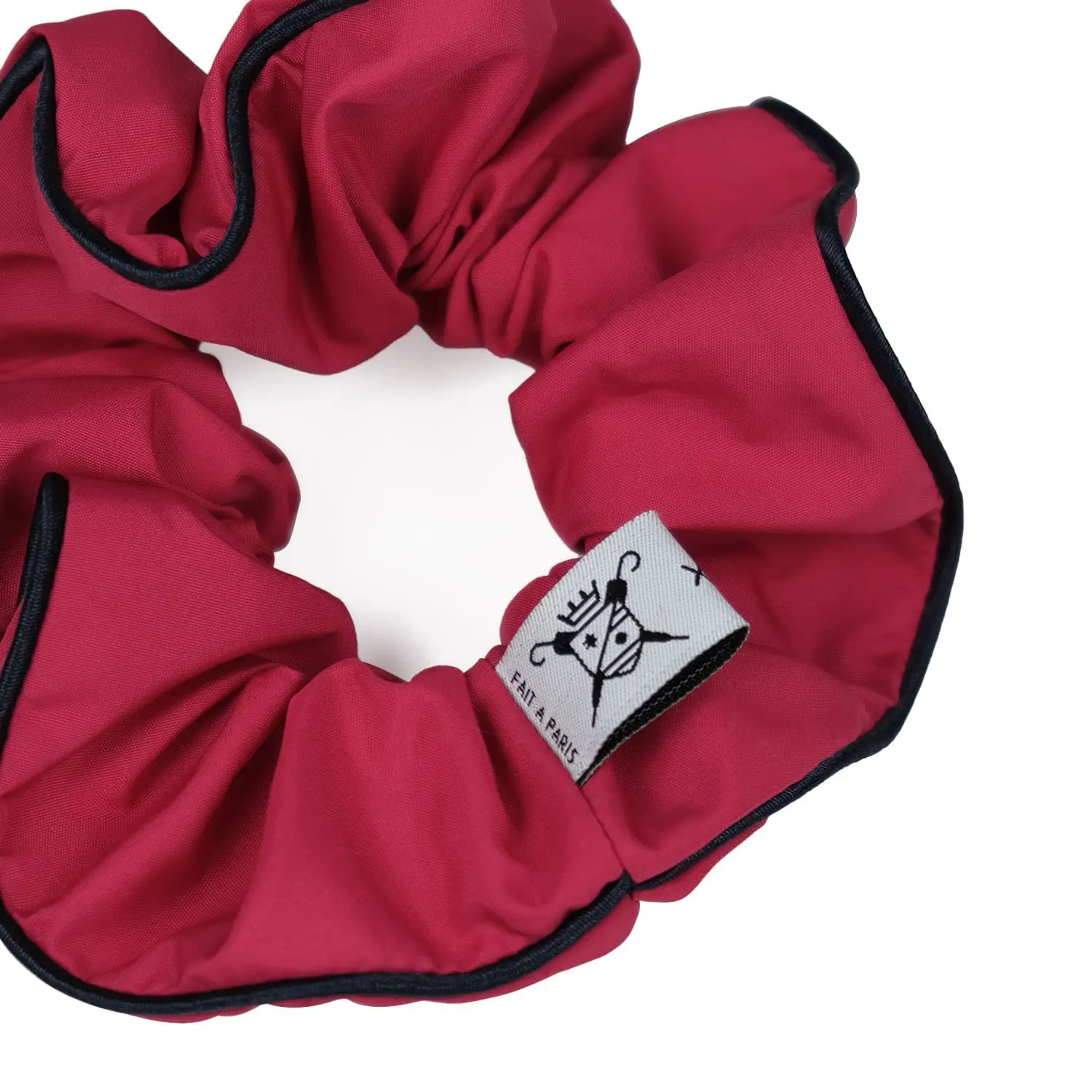 chouchou-upcyclé-fuchsia-Le Parapluie de Cherbourg-Atelier Boivin Paris