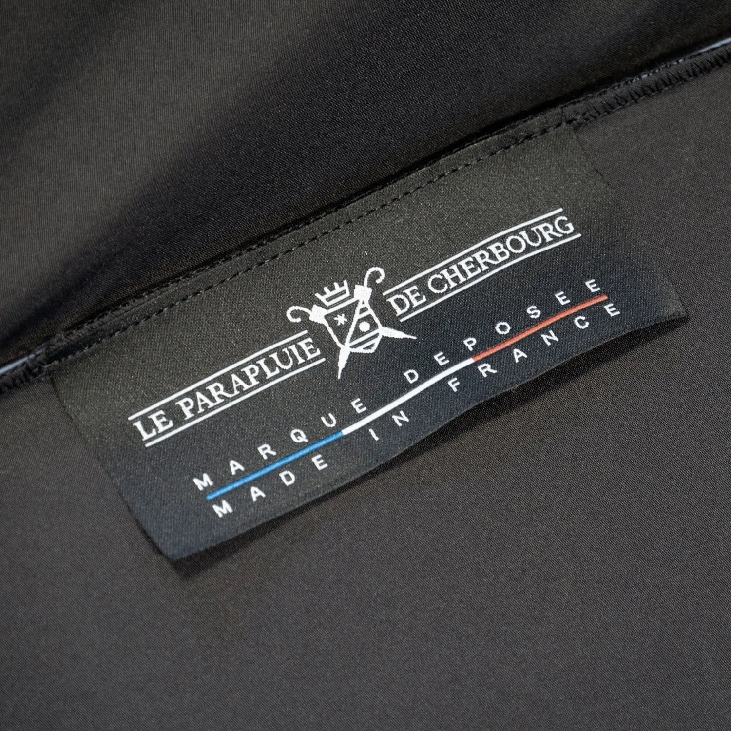 Black Le Palace brand Black Le Palace brand
